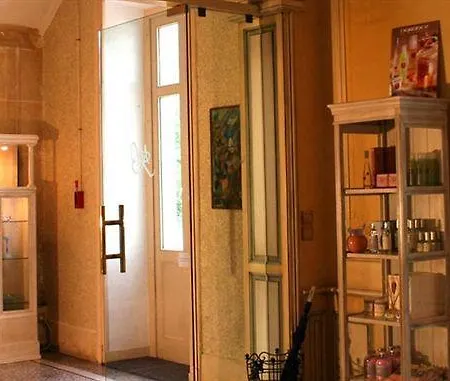 Manoir De La Roseraie - Les Collectionneurs Hotel 4*