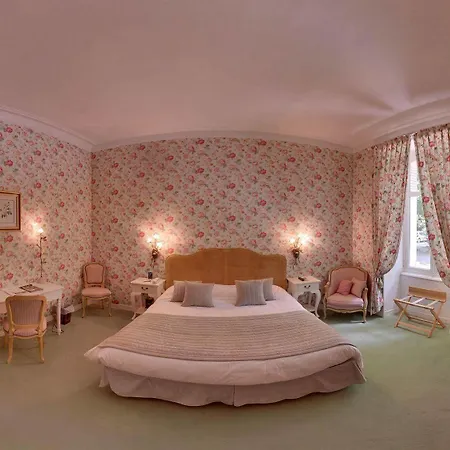 Manoir De La Roseraie - Les Collectionneurs Hotel 4*