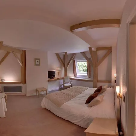 Manoir De La Roseraie - Les Collectionneurs 4* Grignan