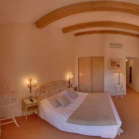 Manoir De La Roseraie - Les Collectionneurs