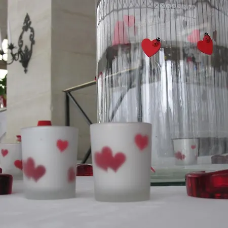 Manoir De La Roseraie - Les Collectionneurs Hotel